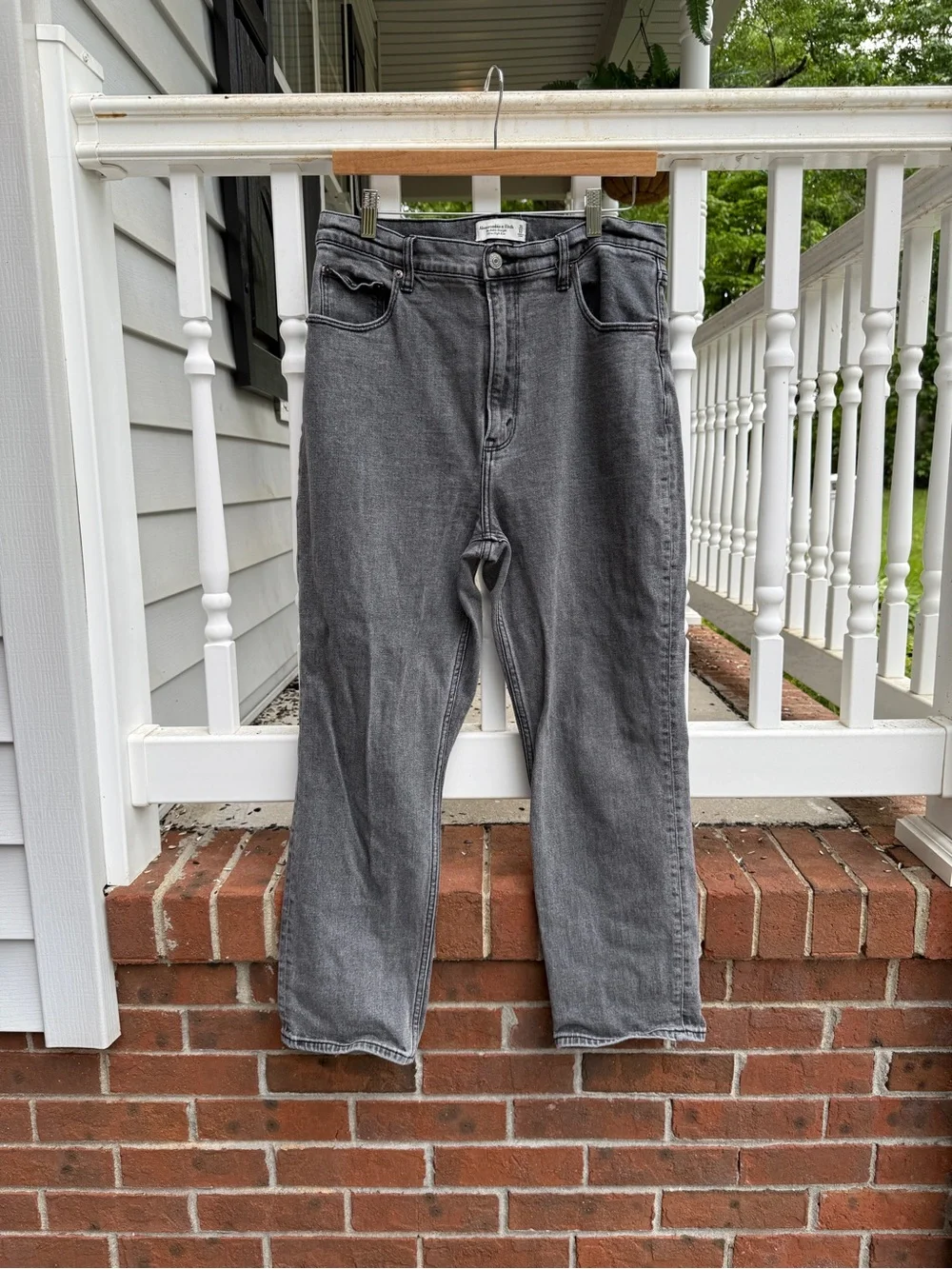 Abercrombie & Fitch Black Gray The ankle straight ultra high rise Jeans 31 12